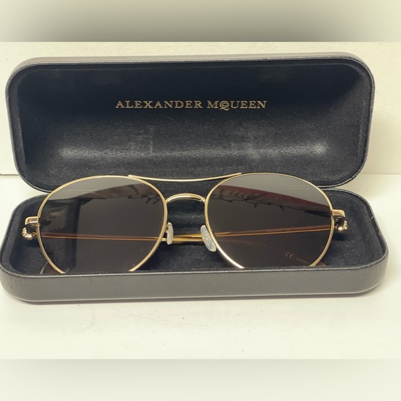 Authentic Alexander McQueen Sunglasses - Picture 14 of 16